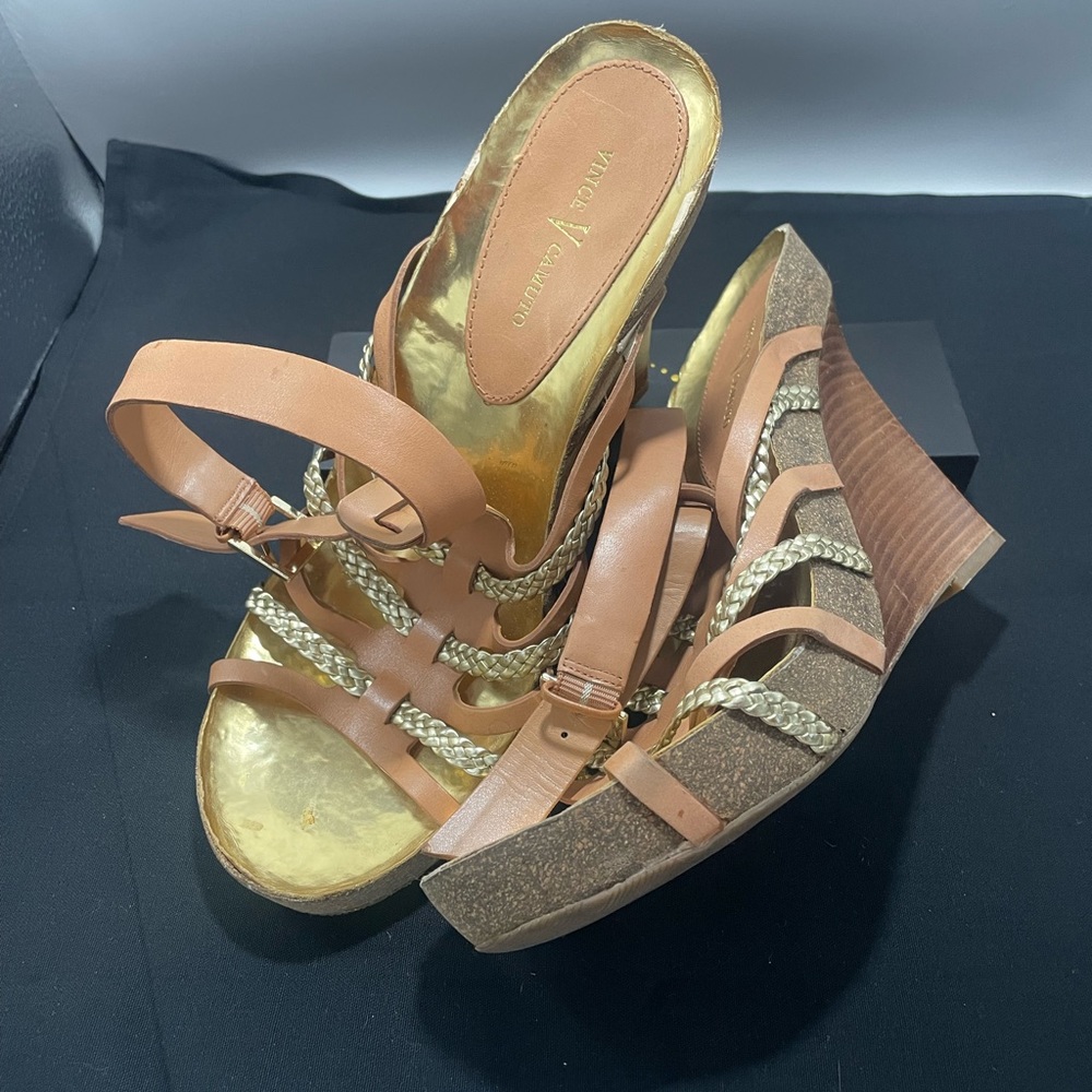 Women’s shoes